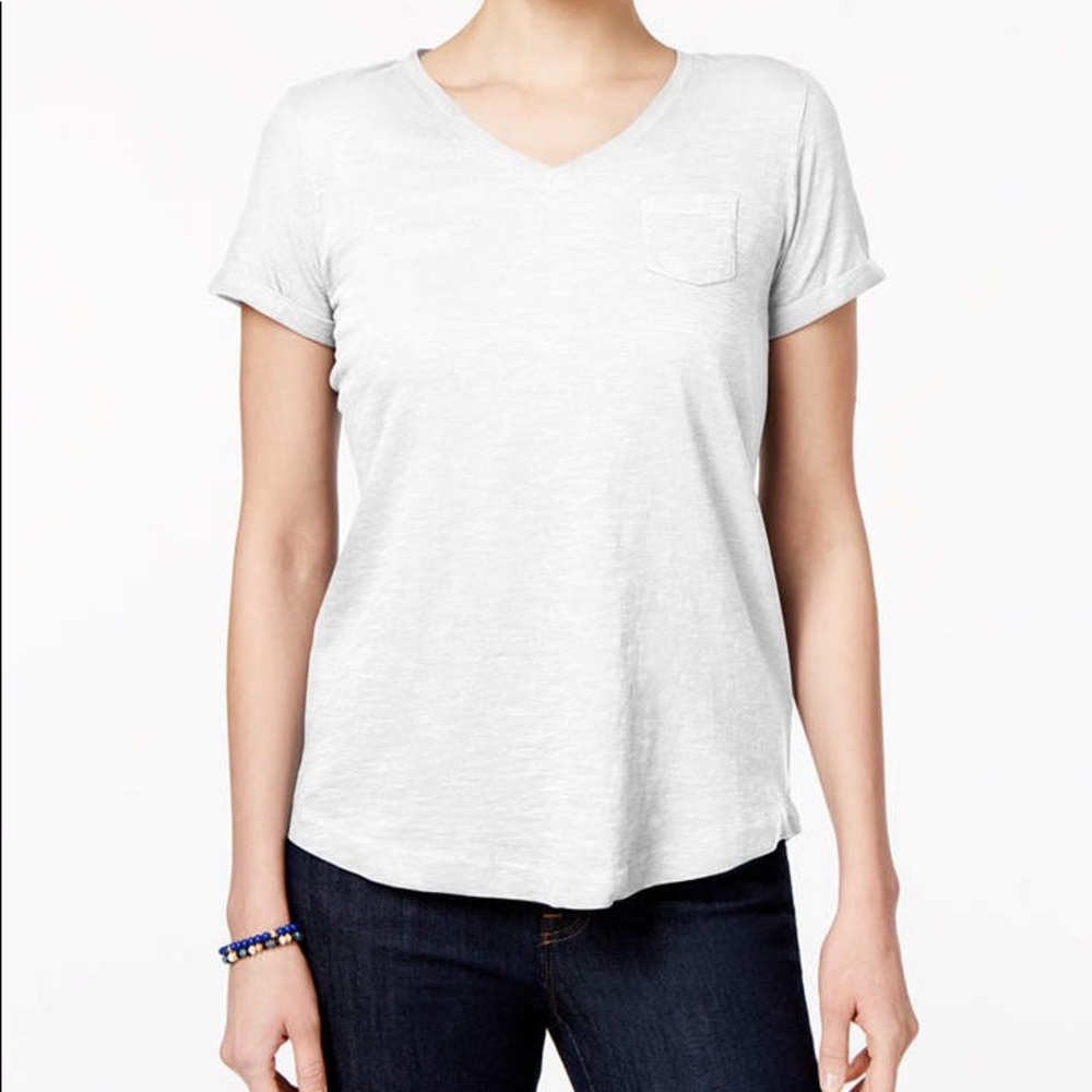 Petite NWT Style & Co White V-Neck with Pocket